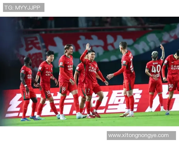 申花与大连对决谁能胜出你对这场比赛的看法是什么 申花与大连对决谁能胜出你对这场比赛的看法是什么