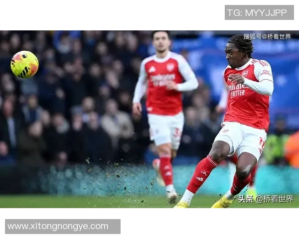 阿森纳与莱斯特精彩对决比分揭晓球迷热议赛事亮点与表现分析